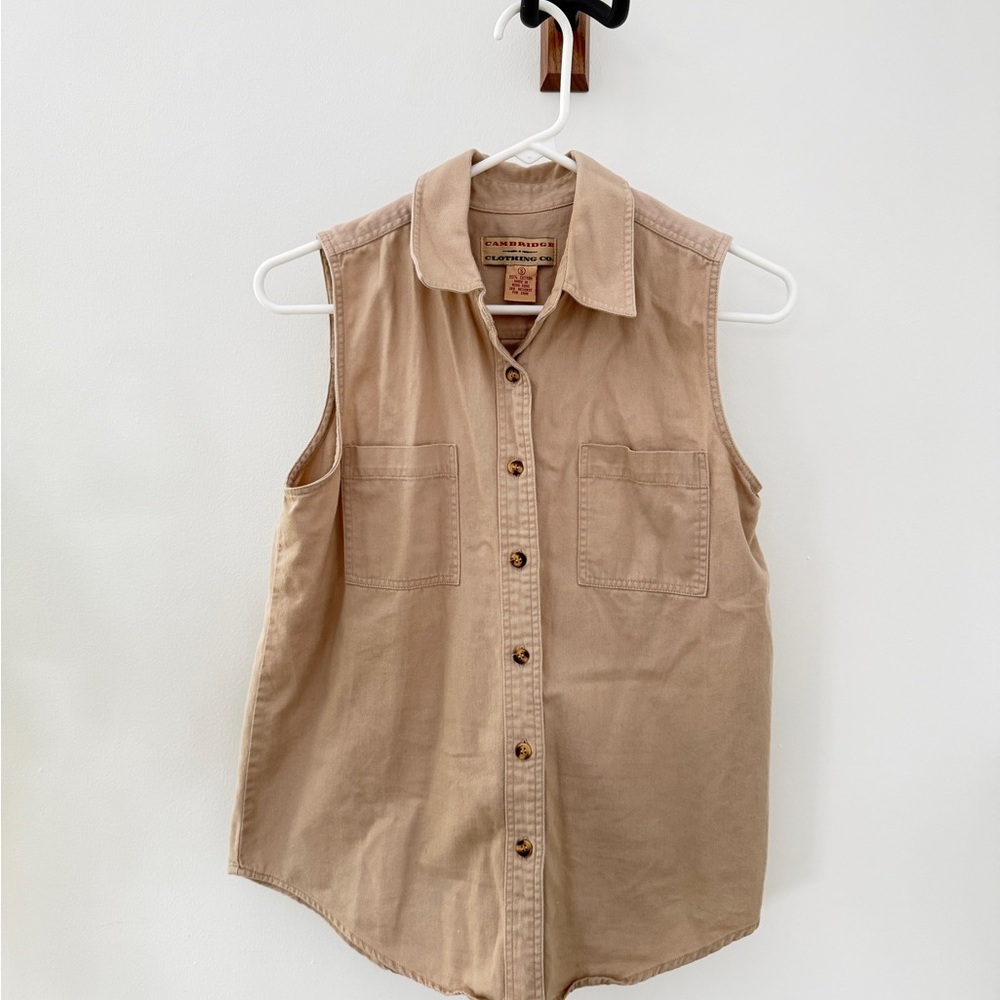 Casual Sleeveless Button-Down Shirt in Tan